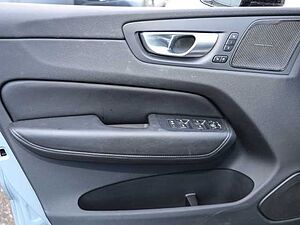 Volvo  Ultimate Dark AWD B4 Diesel EU6d Allrad HUD AD StandHZG digitales Cockpit Memory
