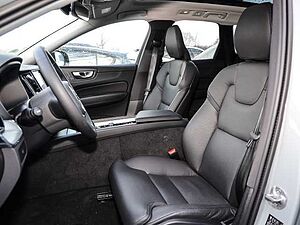 Volvo  Ultimate Dark AWD B4 Diesel EU6d Allrad HUD AD StandHZG digitales Cockpit Memory