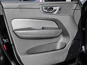 Volvo  Plus Dark AWD B4 Diesel EU6d Allrad Leder digitales Cockpit Memory Sitze Soundsy