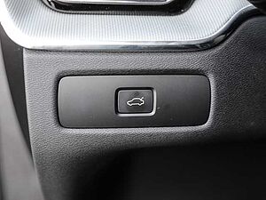 Volvo  Plus Dark AWD B4 Diesel EU6d Allrad Leder digitales Cockpit Memory Sitze Soundsy