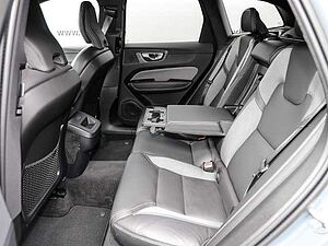 Volvo  Plus Dark AWD B5 Benzin EU6d Allrad Leder digitales Cockpit Memory Sitze Soundsy