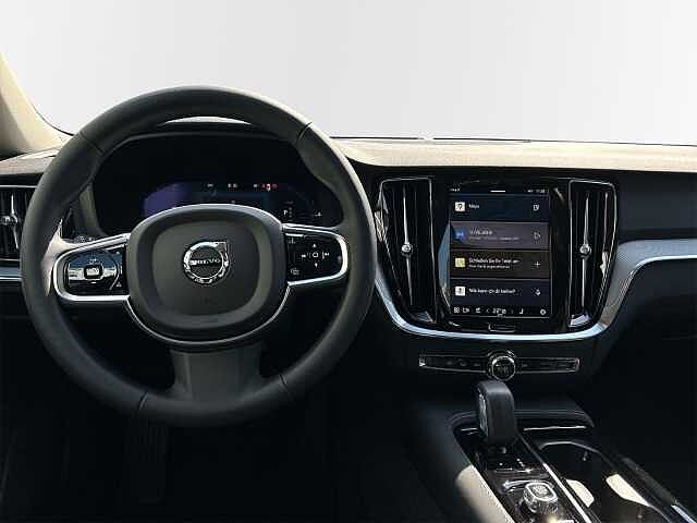 Volvo  Recharge T6 AWD Plus Dark 19'' ACC 360 Kamera Harman Kardon Totwinkelassistent