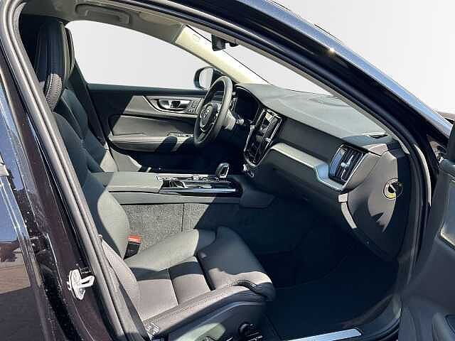 Volvo  Recharge T6 AWD Plus Dark 19'' ACC 360 Kamera Harman Kardon Totwinkelassistent