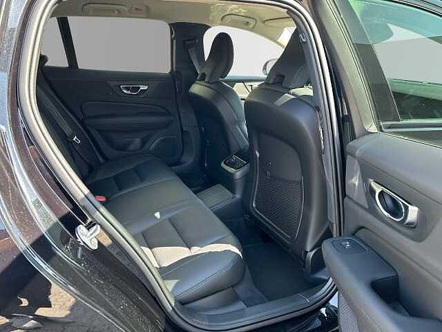 Volvo  Recharge T6 AWD Plus Dark 19'' ACC 360 Kamera Harman Kardon Totwinkelassistent