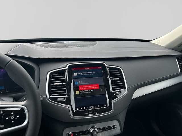 Volvo  Recharge T8 AWD Plus Dark Plug-In Hybrid 7-Sitzer 20'' ACC 360 Kamera HarmanKard