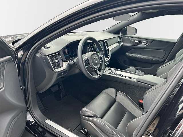 Volvo  CC