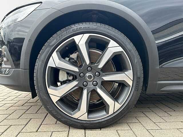 Volvo  CC