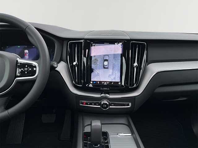 Volvo  B4 Benzin Geartronic Plus Dark EU6d 21'' ACC Panorama 360 Kamera LED