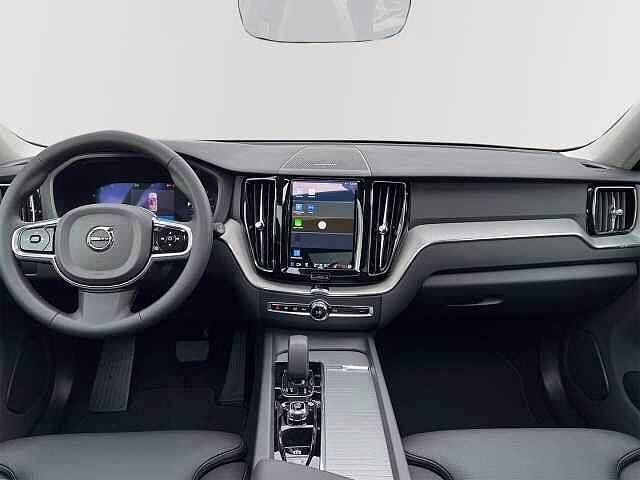 Volvo  B4 Benzin Geartronic Plus Dark EU6d 21'' ACC Panorama 360 Kamera LED