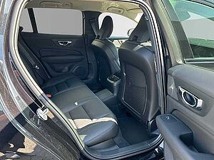 Volvo  Recharge T6 AWD Plus Dark 19'' ACC 360 Kamera Harman Kardon Totwinkelassistent