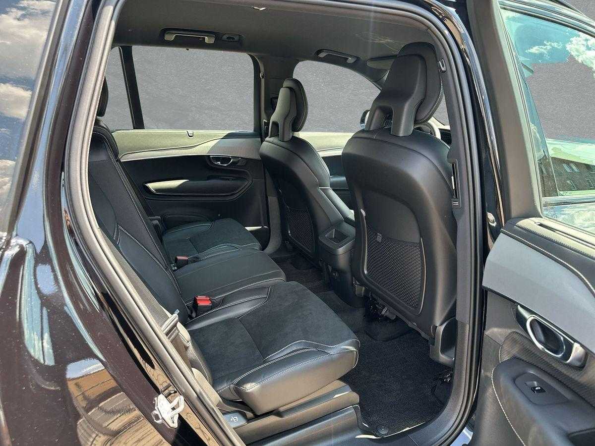 Volvo  R Design AWD