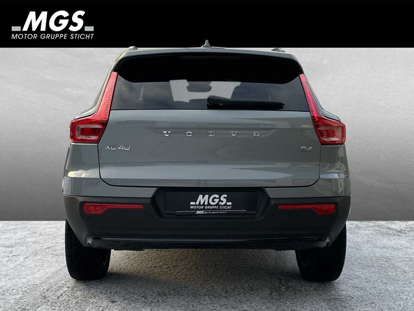 Volvo  Plus Dark 2WD 2.0 DAB #Licht-Paket #NAVI
