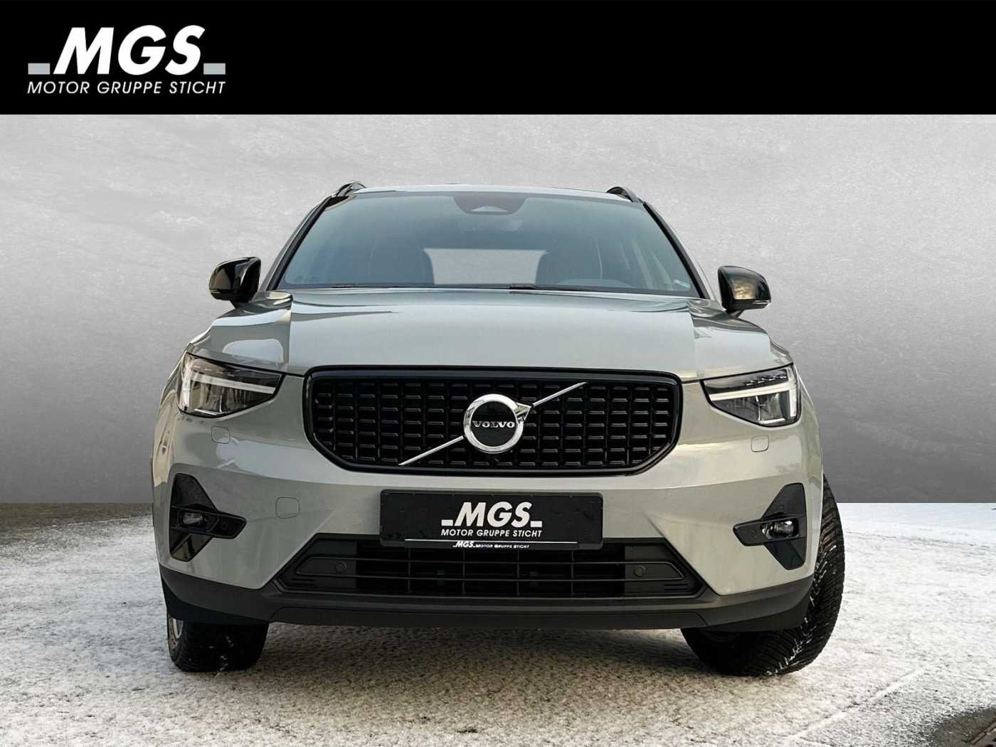 Volvo  Plus Dark 2WD 2.0 DAB #Licht-Paket #NAVI