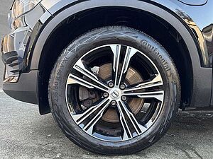 Volvo  Hybrid 2WD