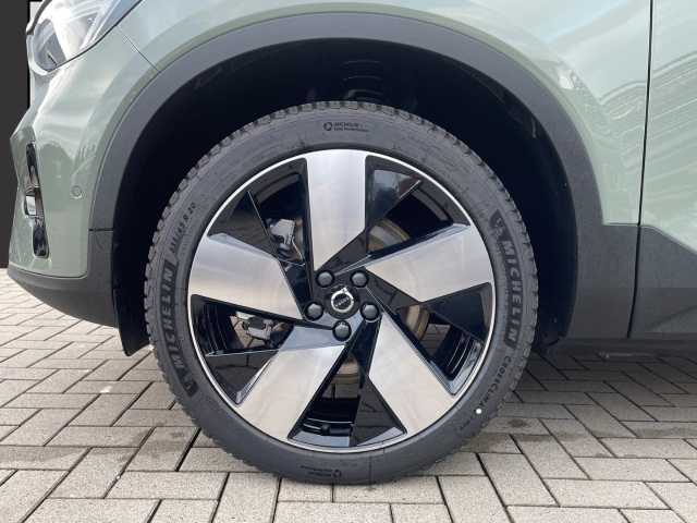 Volvo  Ultimate Recharge Twin Motor AWD Einstufig 20'' Allwetter ACC AHK 360 Kamera DAB