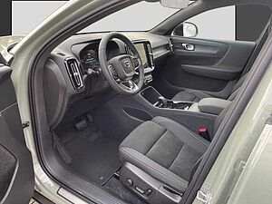 Volvo  Ultimate Recharge Twin Motor AWD Einstufig 20'' Allwetter ACC AHK 360 Kamera DAB