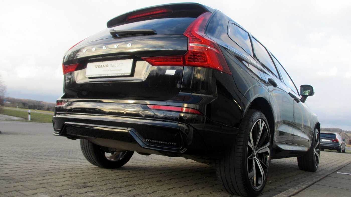 Volvo  T8 R Design Recharge Plug-In Hybrid AWD+HUD