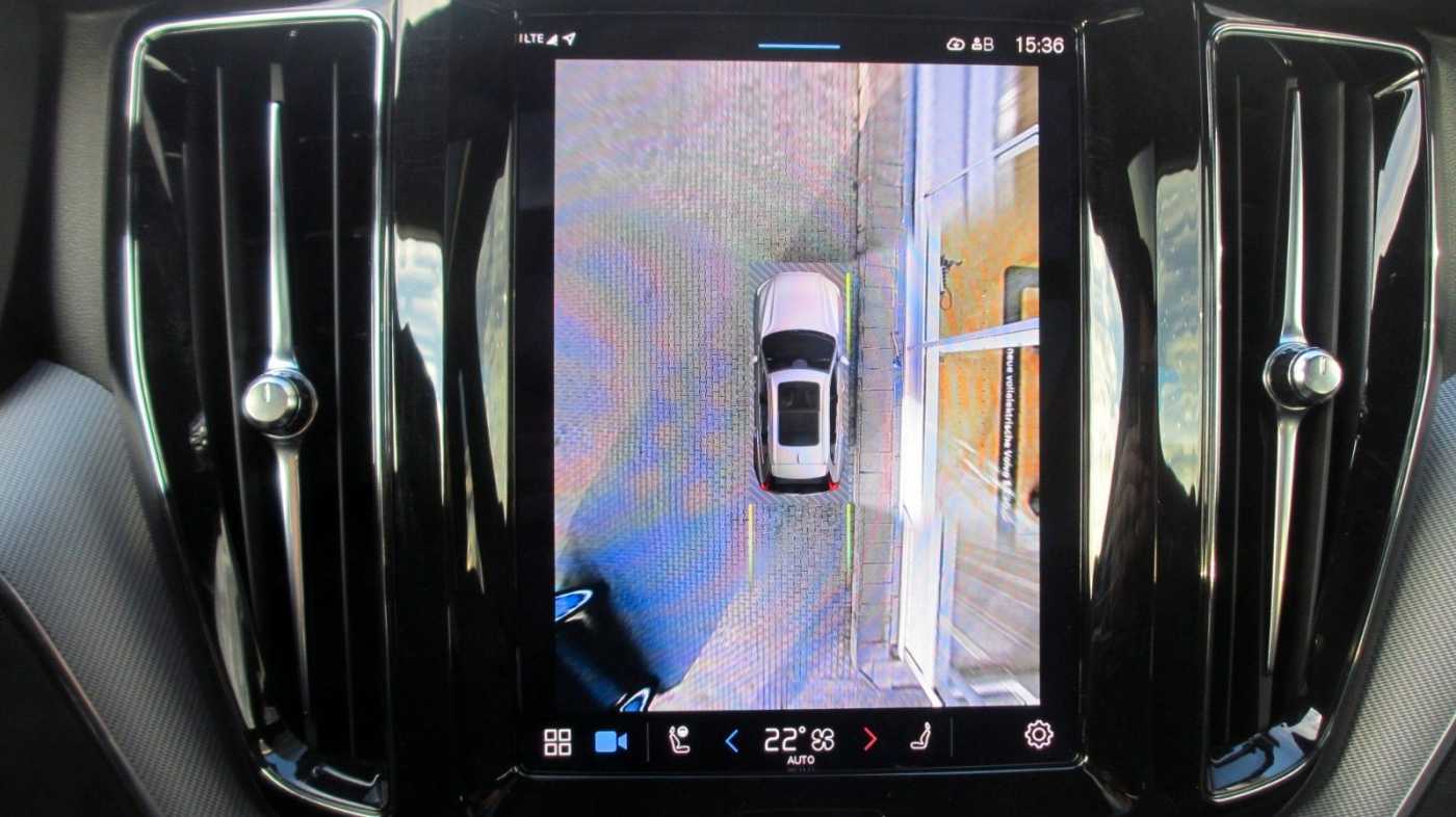 Volvo  T8 R Design Recharge Plug-In Hybrid AWD+HUD
