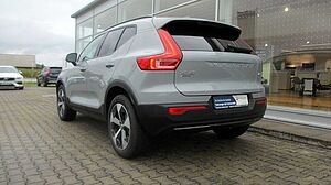 Volvo  B3 Plus Dark 2WD +LEDER+PANO+360°+PIXEL+AHK