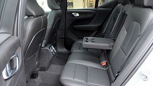 Volvo  B3 Plus Dark 2WD +LEDER+PANO+360°+PIXEL+AHK