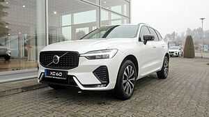 Volvo  B4 D AWD Plus Dark +ACC+BLIS+STHZ+LHZ+HK+DW