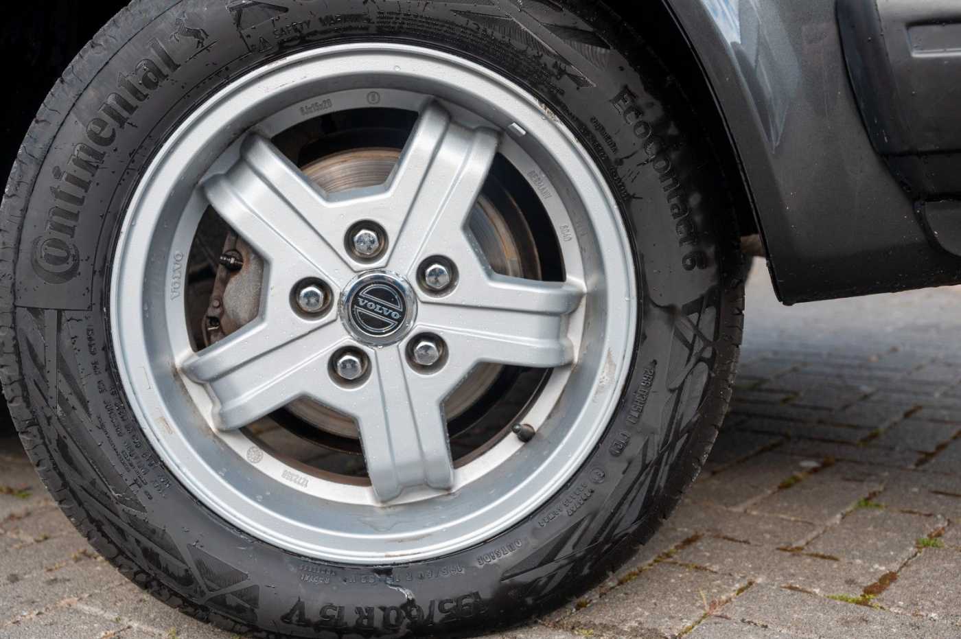 Volvo  GLT Schiebedach