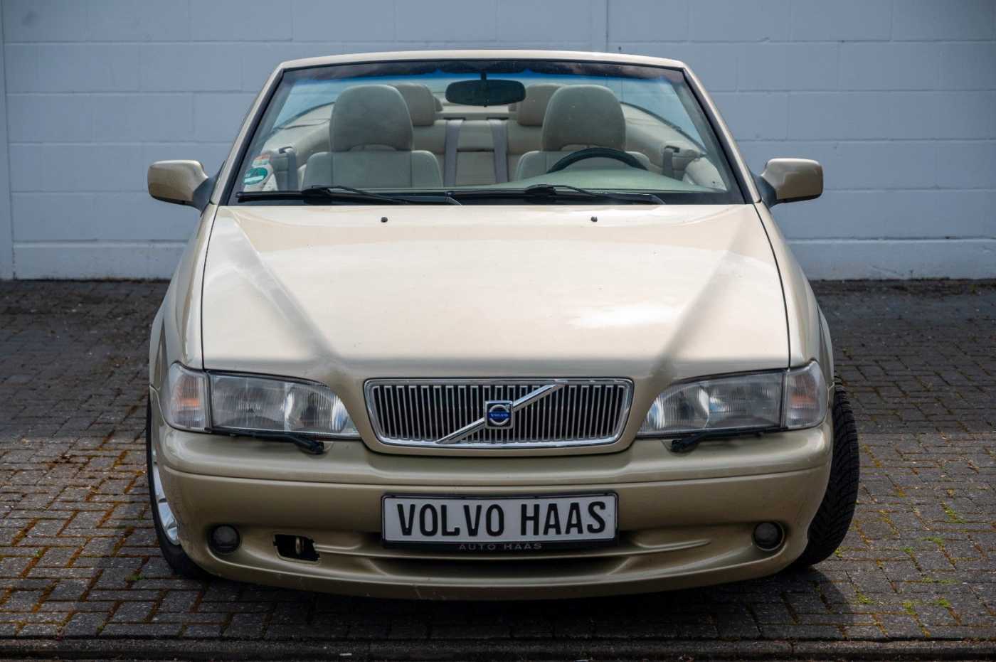 Volvo  2.4T Cabriolet *Verdeck erneuert*