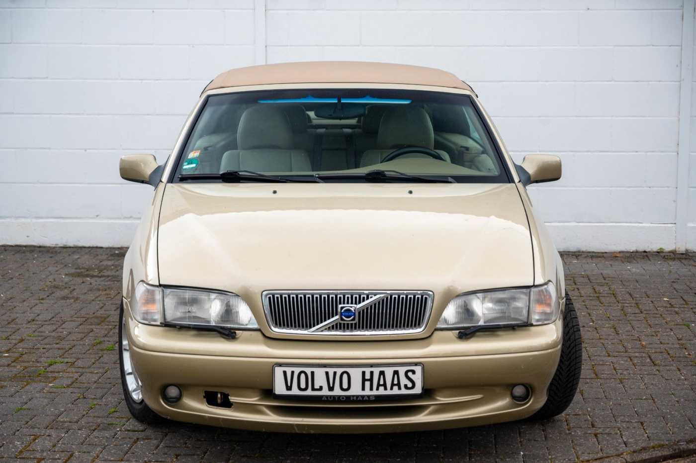 Volvo  2.4T Cabriolet *Verdeck erneuert*