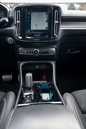 Volvo  T3 R-Design Automatik