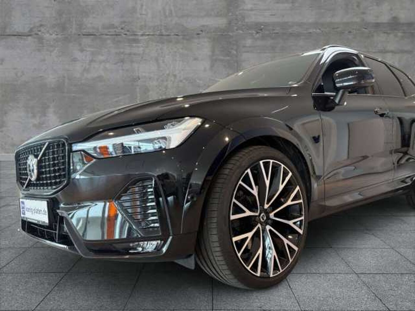 Volvo  B5 (Diesel) AWD R-Design (EURO 6d) Klima Navi