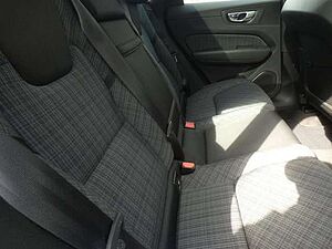 Volvo  B4 Momentum Pro Klima Rückfahrkamera