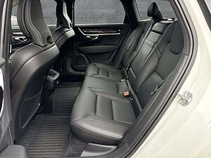 Volvo  D4 Momentum (EURO 6d-TEMP)(DPF) Klima Navi Leder