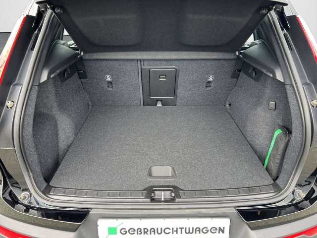 Volvo  T3 R Design Geartronic/KeyLess/ACC/DAB+