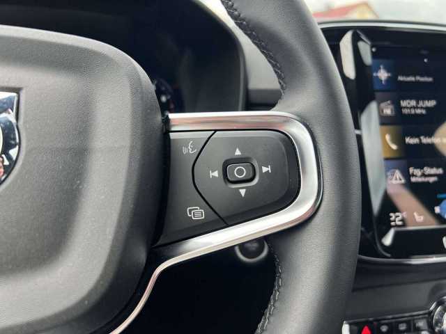 Volvo  T3 R Design Geartronic/KeyLess/ACC/DAB+