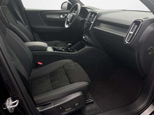Volvo  B4 DCT Ultimate Dark /360°RFK /ACC