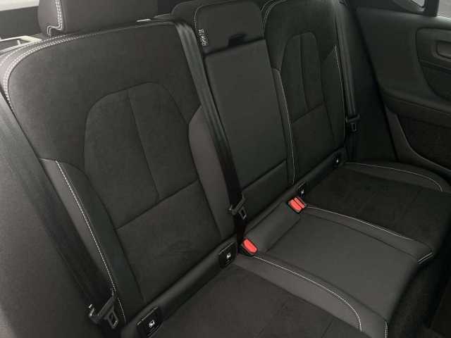 Volvo  B4 DCT Ultimate Dark /360°RFK /ACC