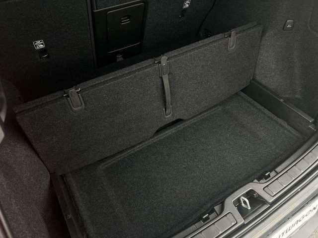 Volvo  B4 DCT Ultimate Dark /360°RFK /ACC