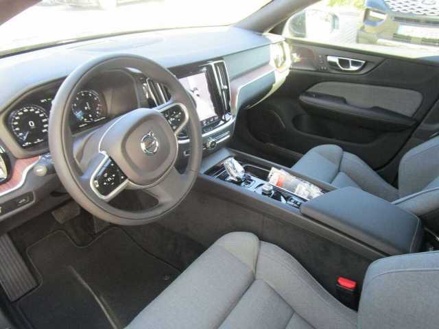 Volvo  B4 Geartr. Inscription +Standhzg +ACC