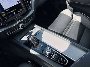 Volvo  T6 AWD Recharge R Design Geartronic