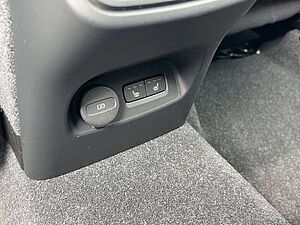 Volvo  T3 R Design Geartronic/KeyLess/ACC/DAB+