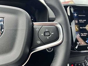 Volvo  T3 R Design Geartronic/KeyLess/ACC/DAB+