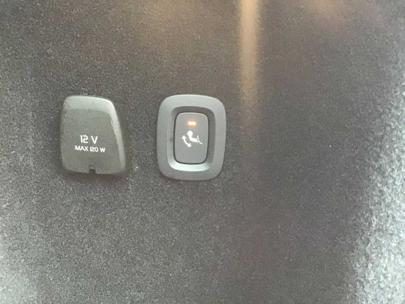 Volvo  B4 (Diesel) Core Cam Nebel Navi