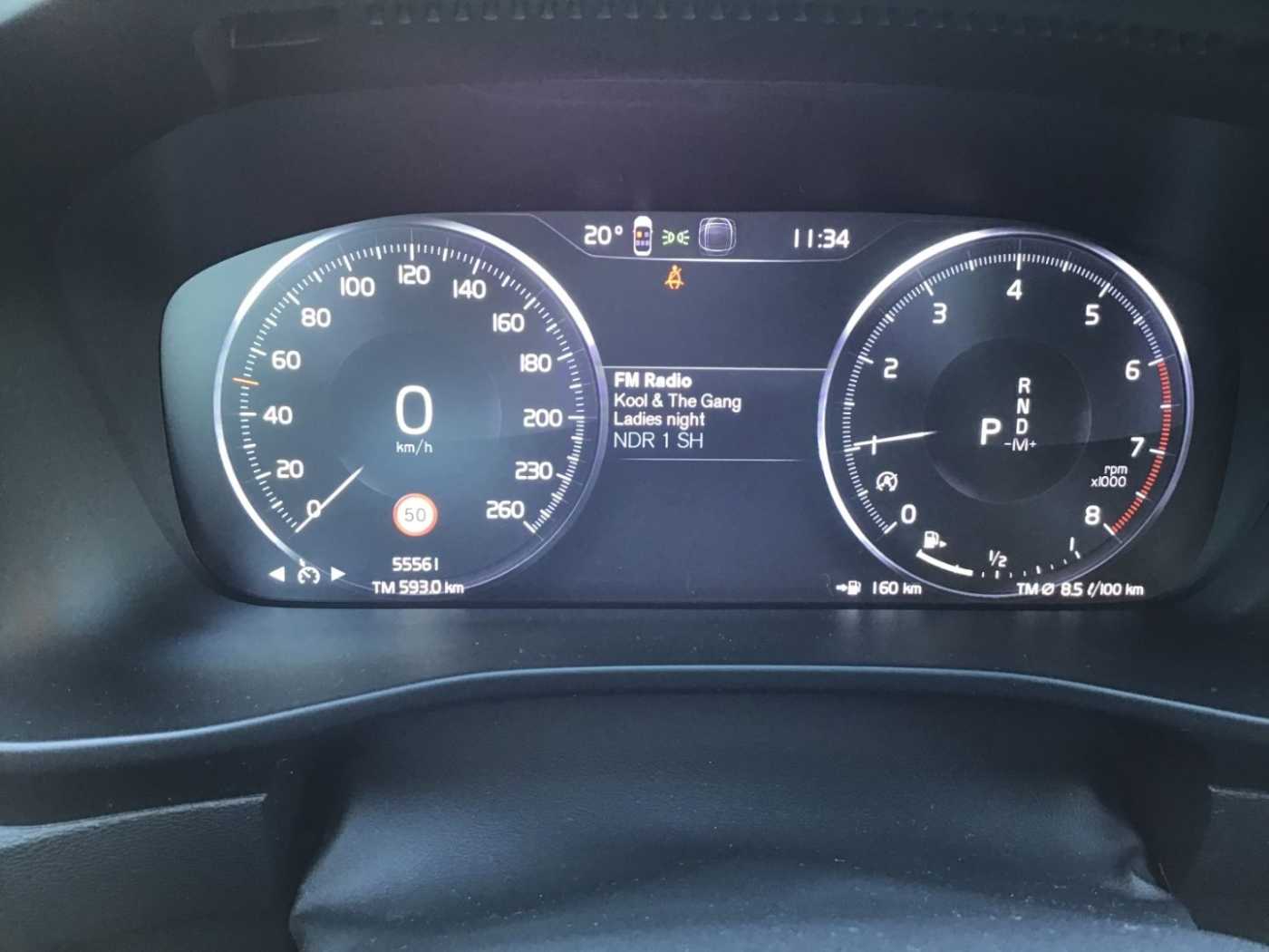 Volvo  T3 Momentum Pro Navi Cam