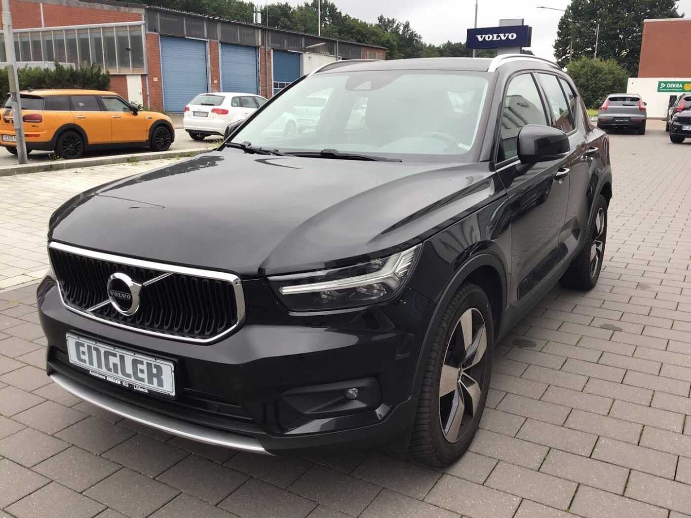 Volvo  D4 Momentum AWD Navi Cam Klima