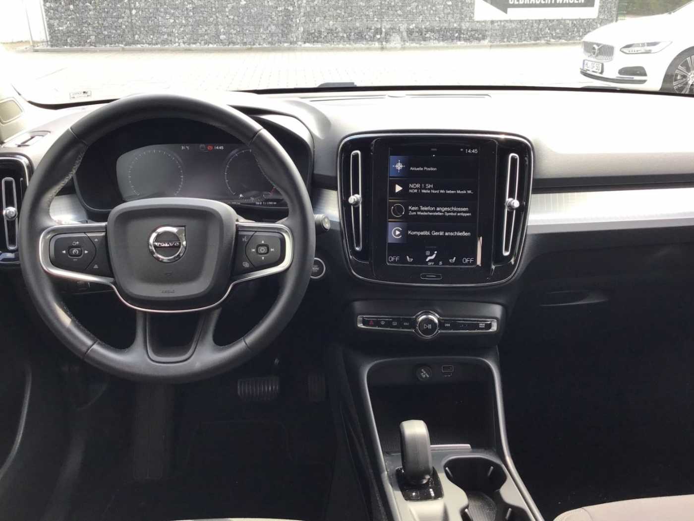 Volvo  T3 Momentum Pro Cam Navi Nebel
