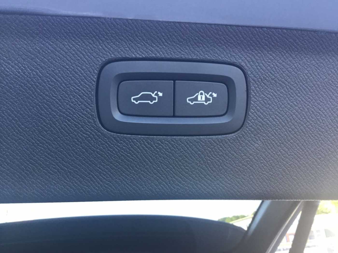 Volvo  T8 Plus Bright Recharge 7-Sitzer PanoDach