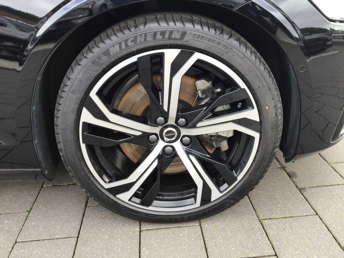 Volvo  T6 AWD Plus Dark Recharge Business-Paket