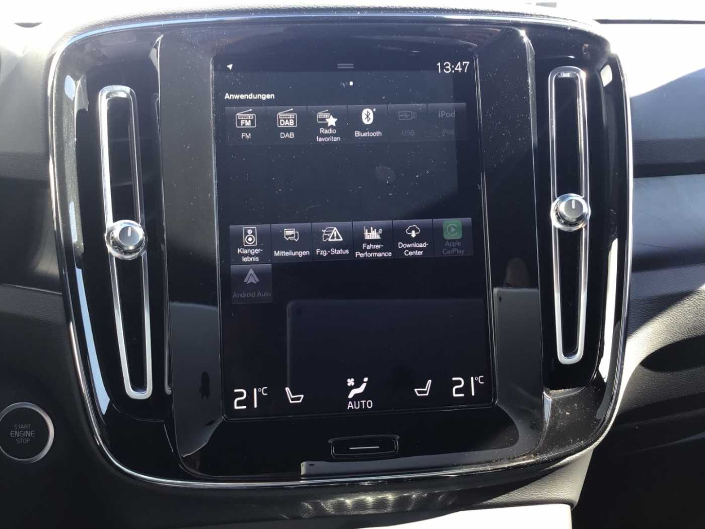 Volvo  T4 Plus Bright Recharge Navi Nebel