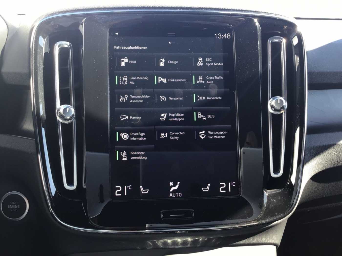 Volvo  T4 Plus Bright Recharge Navi Nebel