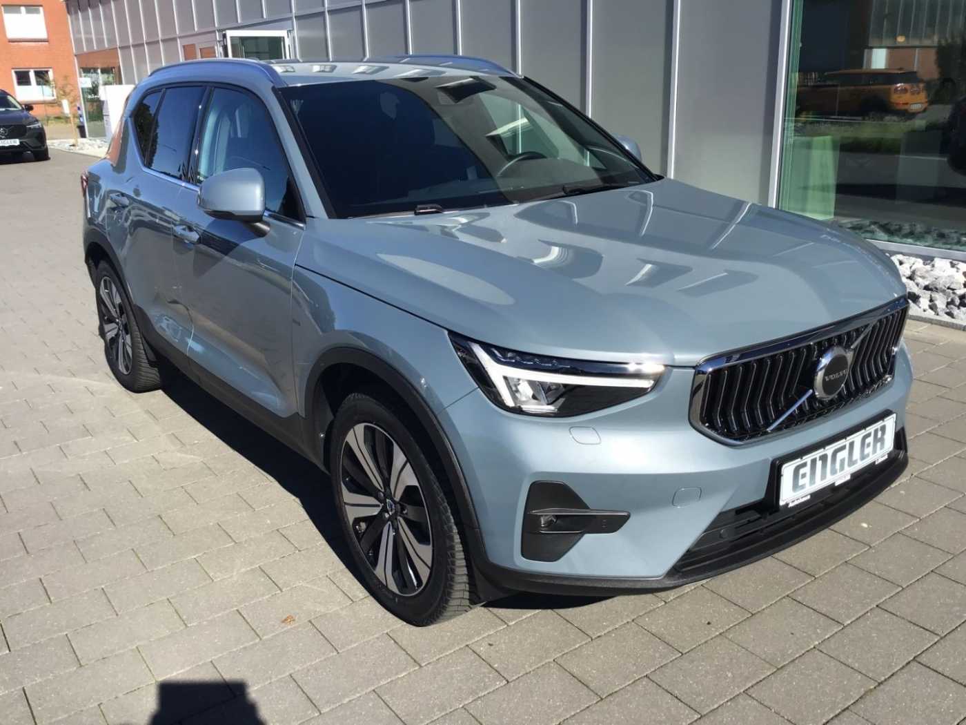 Volvo  T4 Plus Bright Recharge Navi Nebel